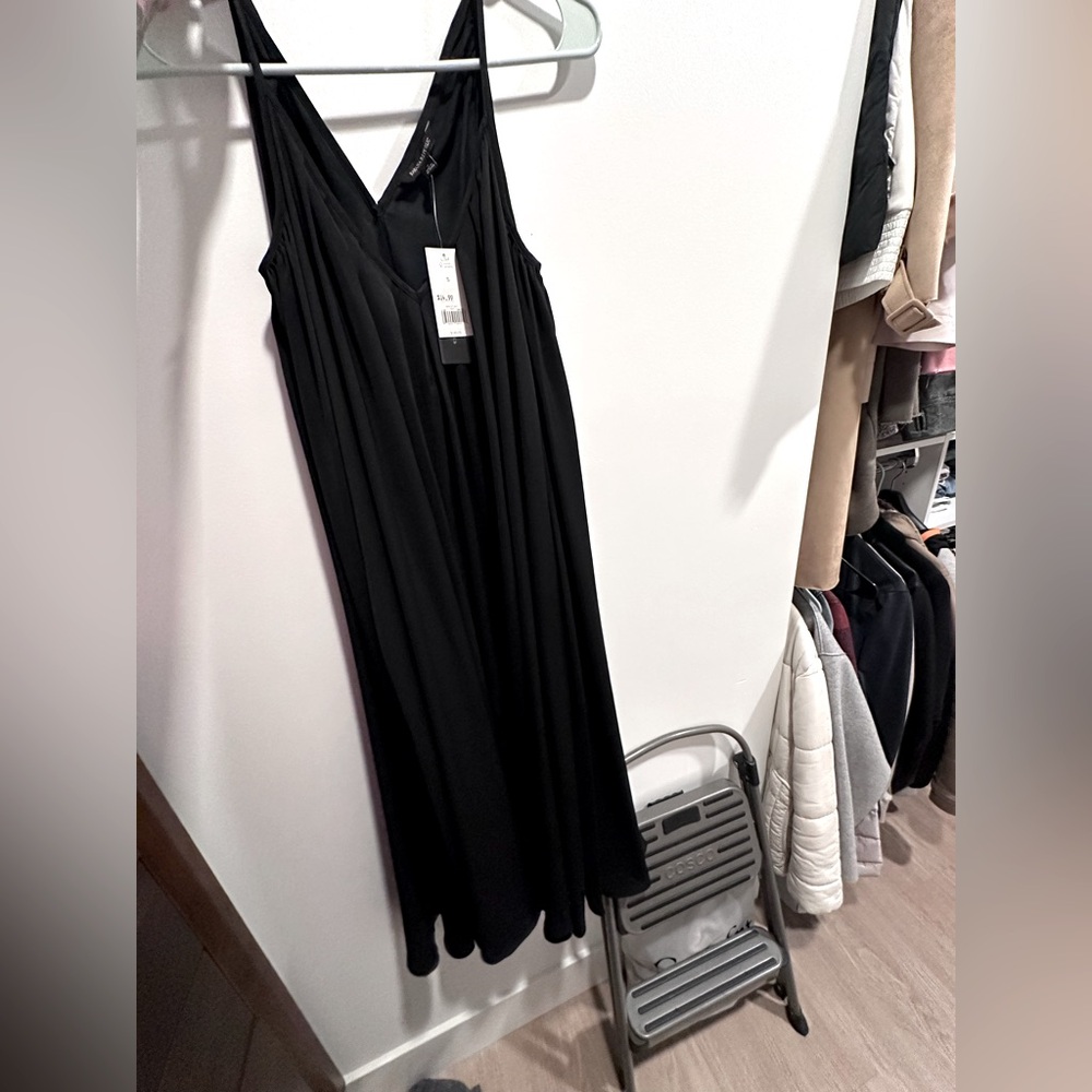 Flowy dress with pockets